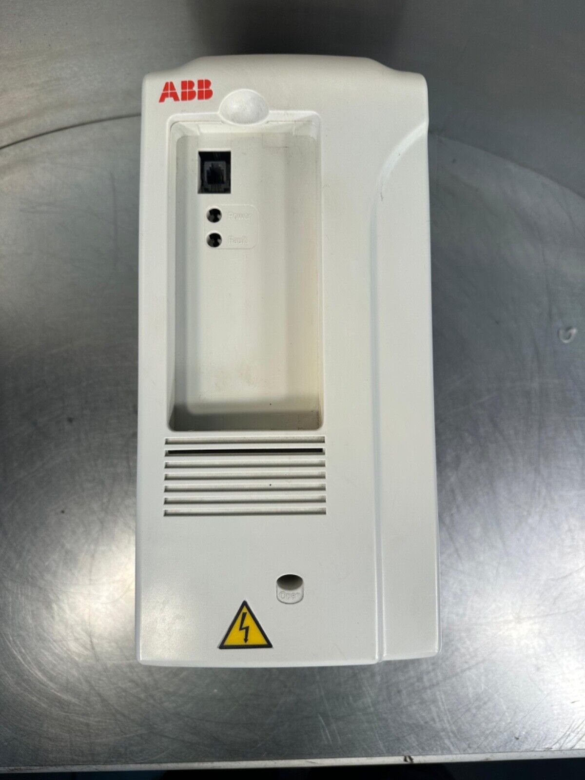 ABB  ACS800-U1-0011-5+901  - 600 v (1A-29)