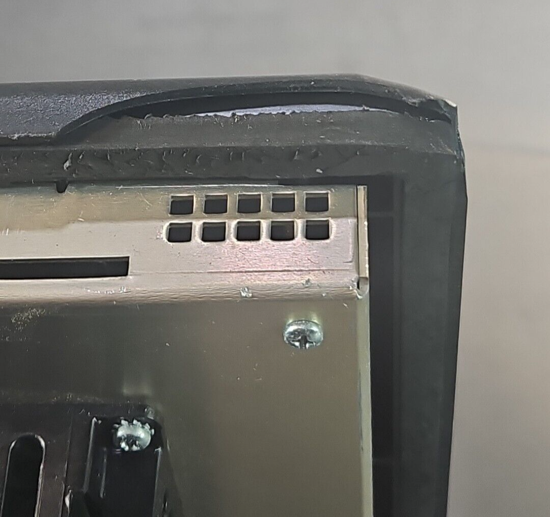 Allen Bradley 2711-T10C20L1 Ser D Panel View 24VDC 1.1A                 (BIN752)