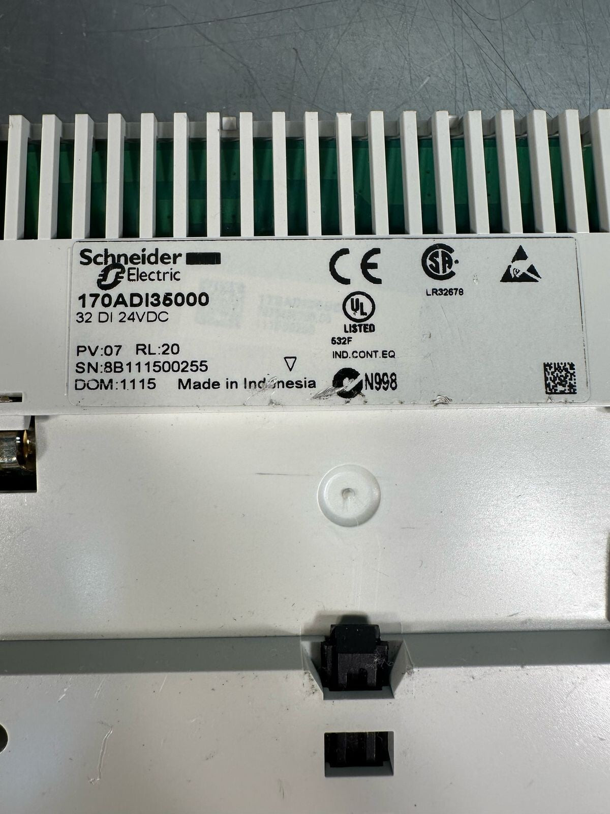 Schneider 170ADI35000 DIGITAL INPUT BASE, 32 PT, 24VDC (7.2.1)