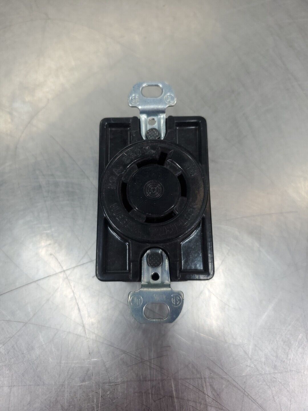 HUBBELL TWIST-LOCK 20A 250V  RECEPTACLE.                                   4B-37