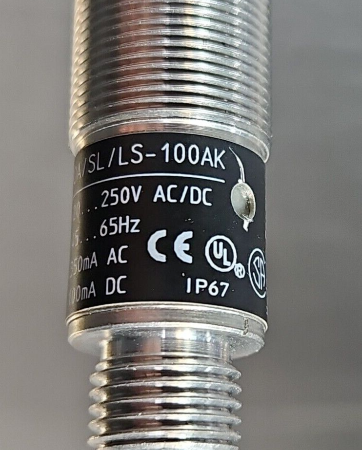 Efector IGA2005-ABOA/SL/LS-100AK Proximity Sensor                        loc5E27