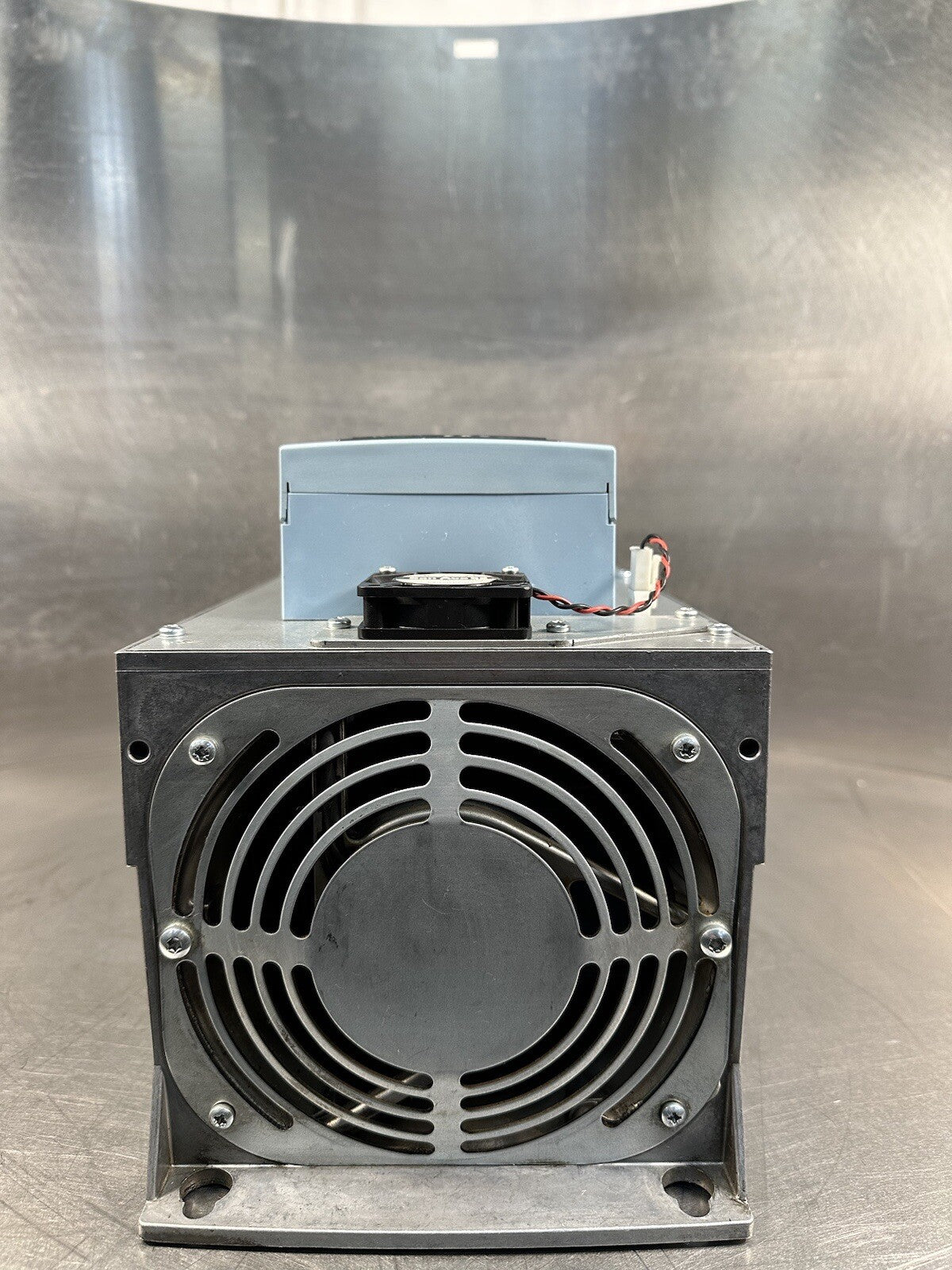 EATON CORPORATION SVX020A2-4A1B1 Drive 20HP 480V (BIN-1.5.4)
