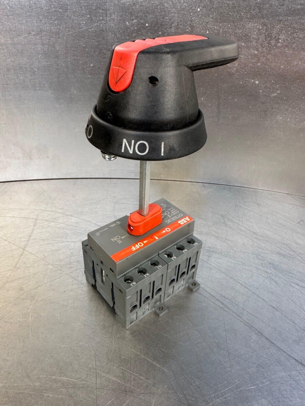 Abb OT32E3C Disconnect Switch Kit Pistol, Handle and shaft (4B-32)