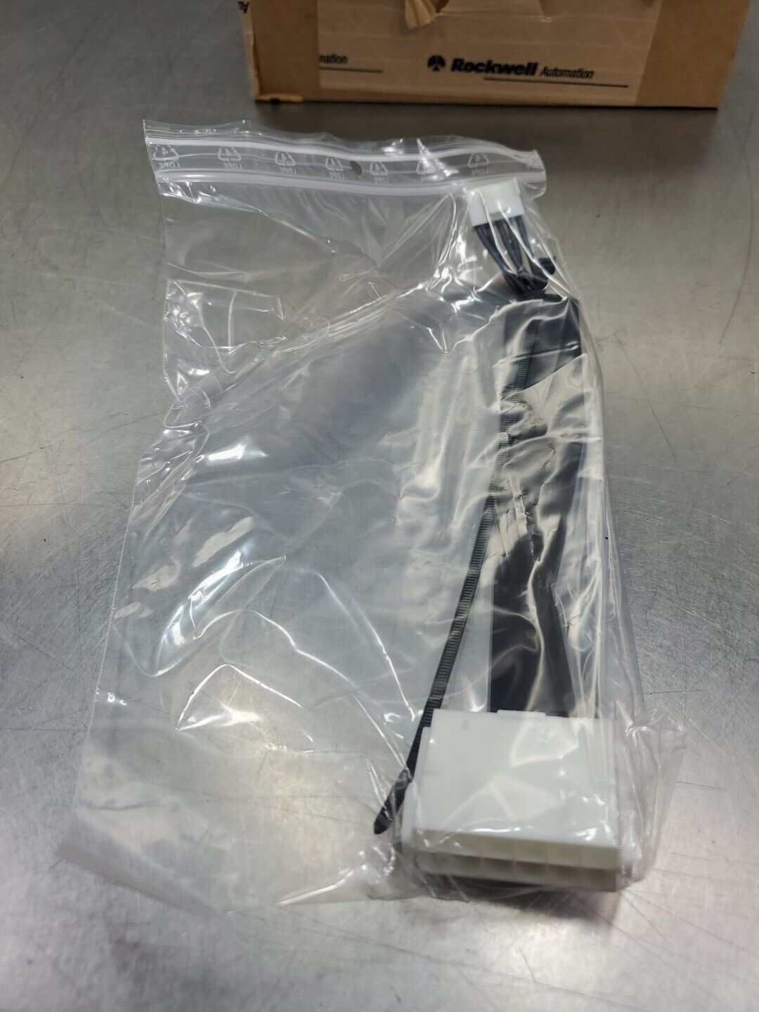 Rockwell Automation 20-PP11007 BULLETIN Cable.                             5D-16