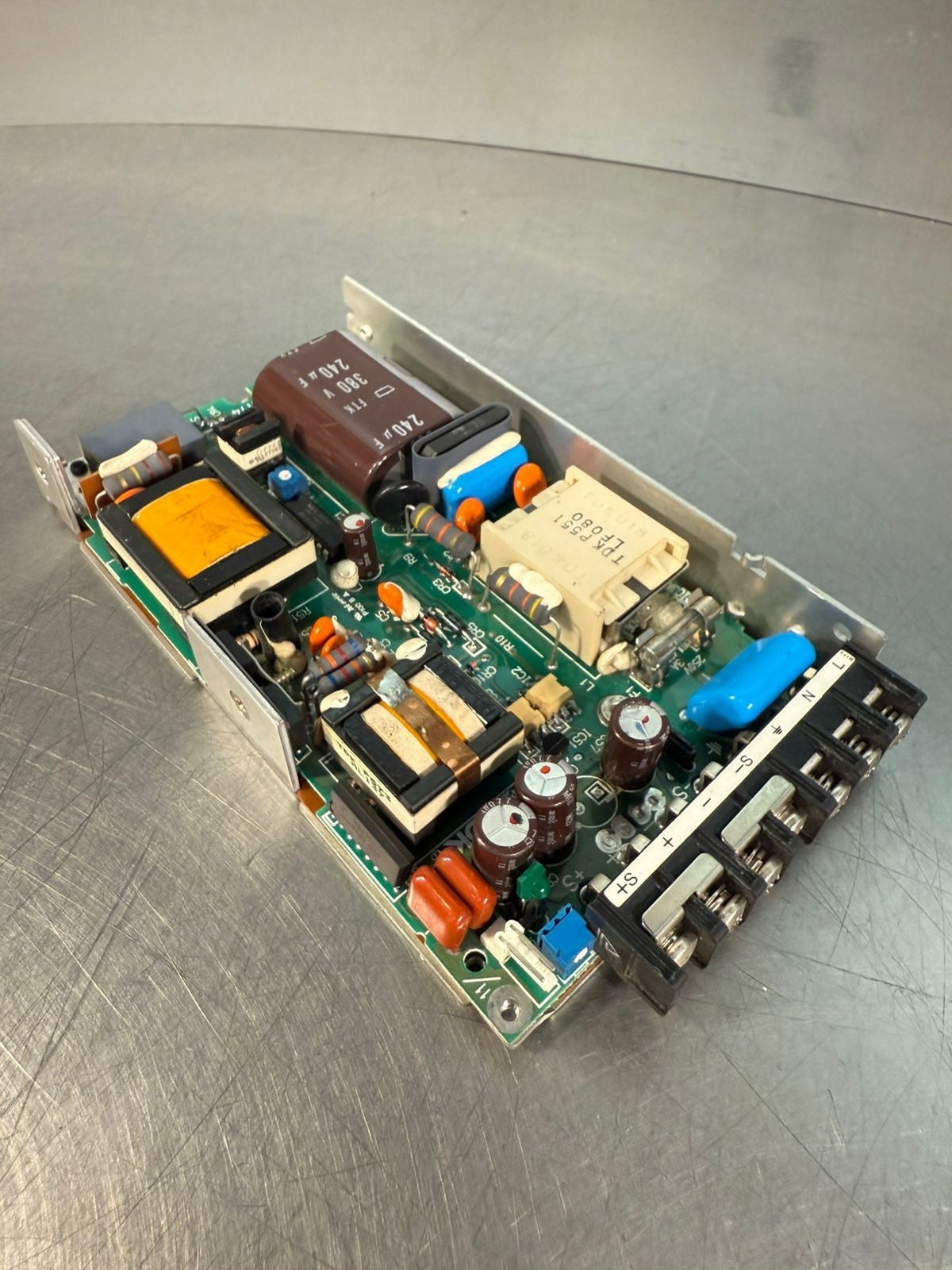 Kepco FAW24-2.1K  AC/DC Power Supply 100-240V~1.2A | Output: 24V  (3.4.4)