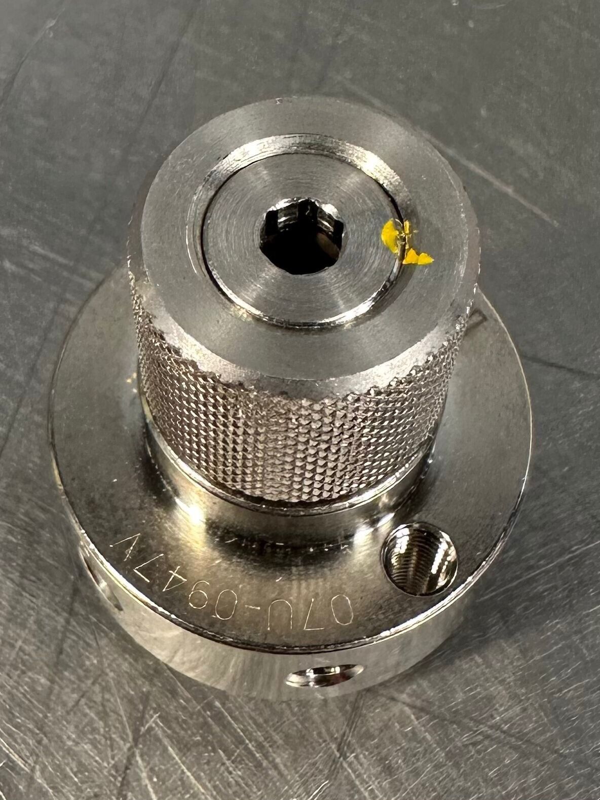 Vici 07U-0947v  Stainless Steal Valve (4D-42)