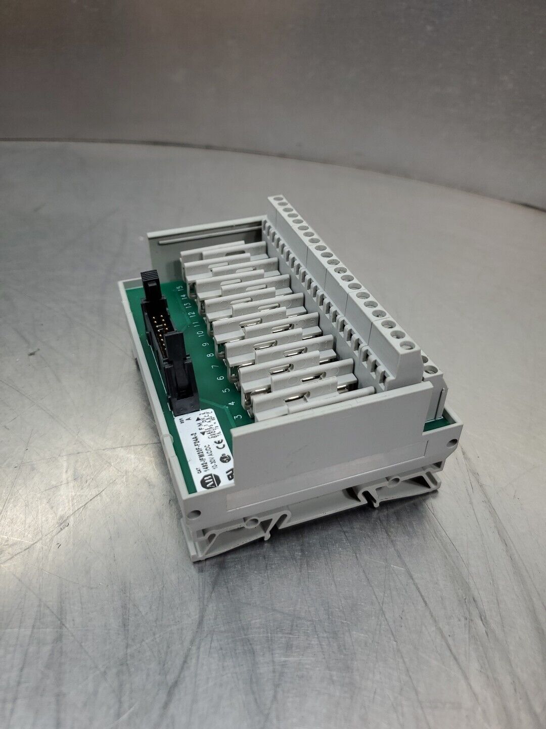 Allen Bradley 1492-IFM20F-F24-2 Ser. A Interface Module.                   3E-19