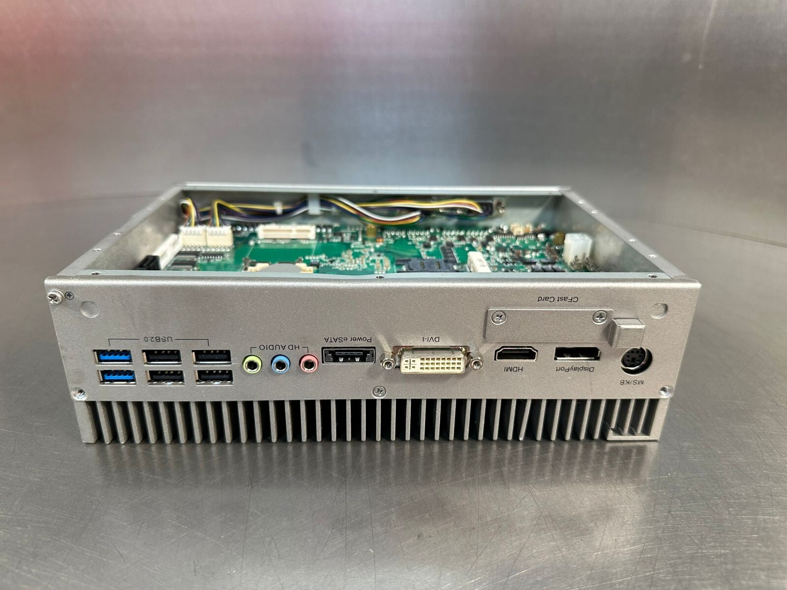 Advantech Computer UNO-2184G                            (12.5.8)
