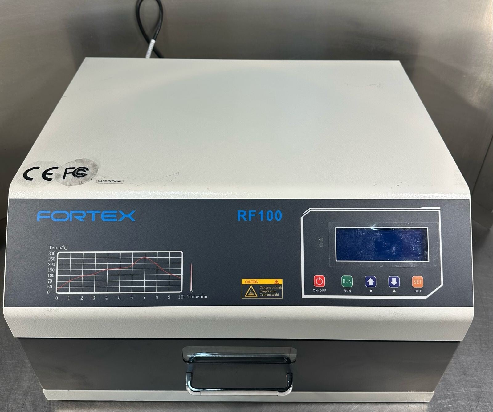 Fortex RF100 220/240Vac 50Hz/60Hz                      (8.5.4)
