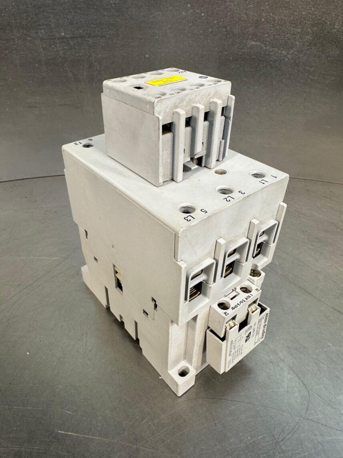 Allen Bradley 100-C72*00 Contactor Relay w/ Allen Bradley 100-F (4B-29