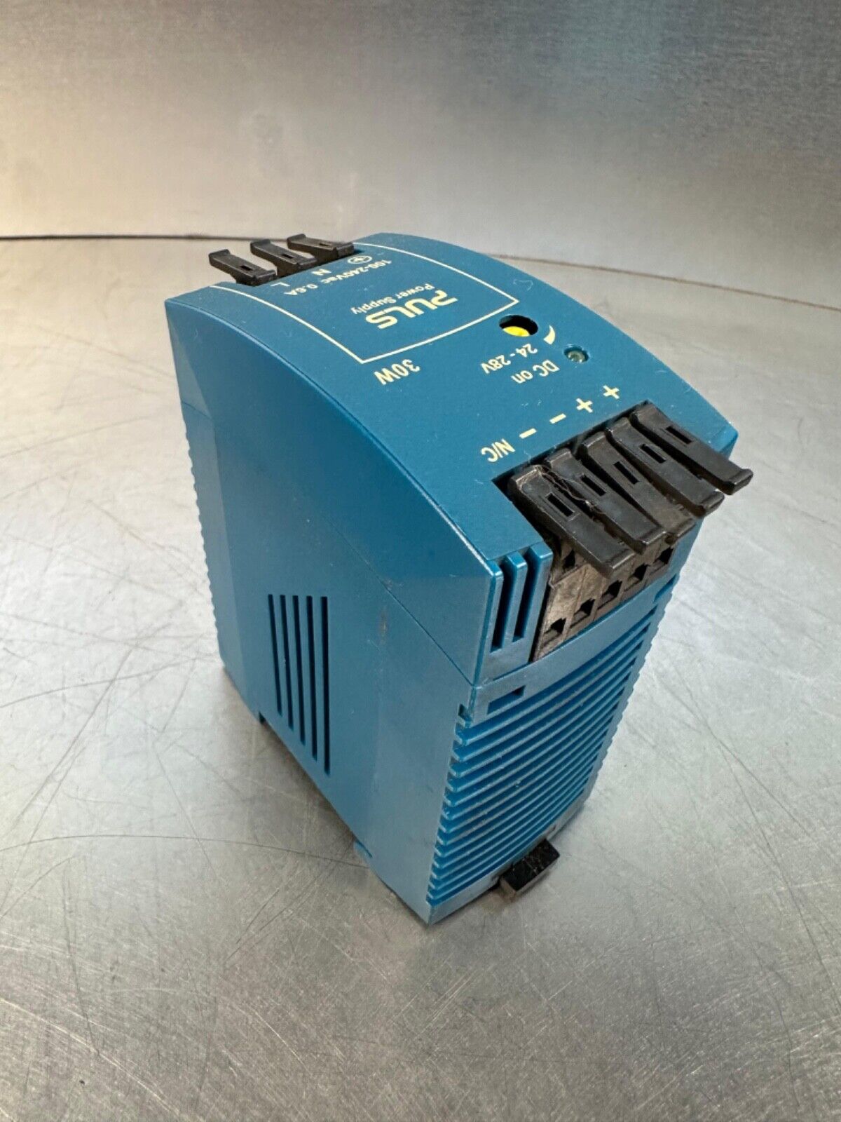 Puls ML30.100 Power Suply 100-240V AC 0.6A 50-60HZ (4c-39)