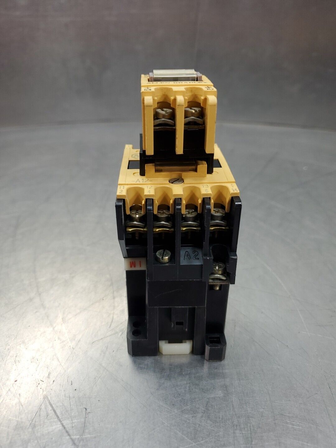 Allen-Bradley 100-A12ND3/B Overload Relay w/195-FA11 Contact.              4D-32