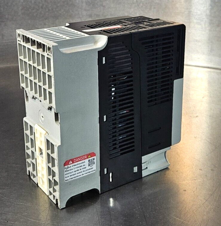 Allen-Bradley 25B-D010N114 SerA PowerFlex 523 4kW (5Hp) AC Drive        (BIN642)