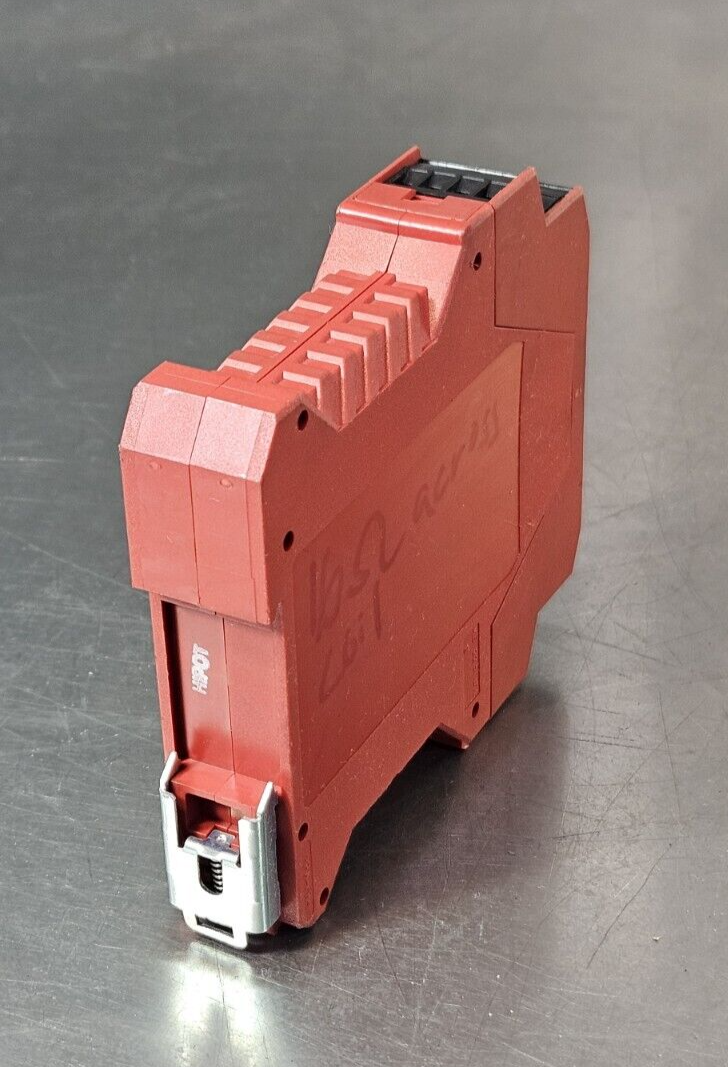 Allen Bradley 440R-N23132  / MSR127TP Ser C  Safety Relay               (BIN733)