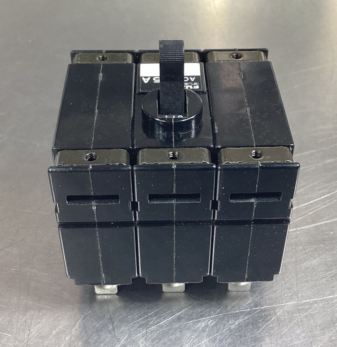 Fuji Electric Circuit Breaker     CP33E/5N  5A   250V    3 Pole       4C-28