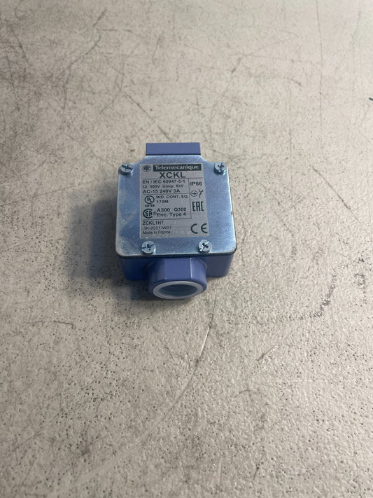 TELEMECANIQUE ZCKL1H7 64K 2-Pole Limit Switch ZCKD Series Actuator Head @3.3.5