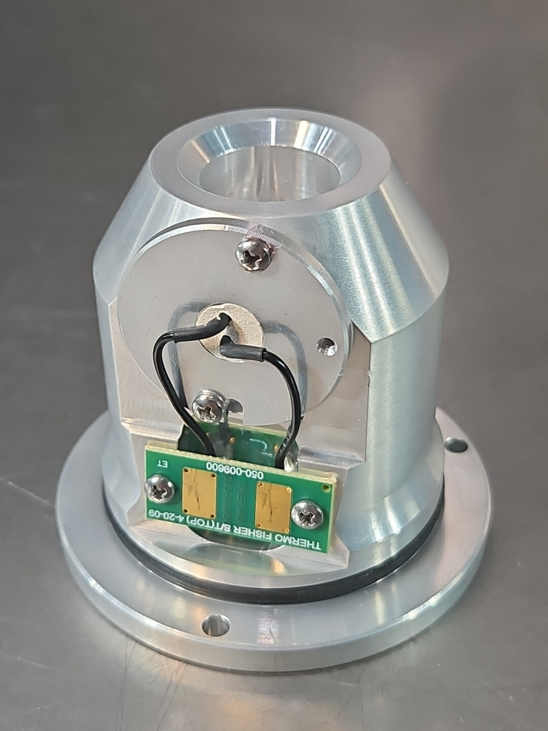 Thermo Fisher Scientific 714-074900 LRU  Antaris Source Holder Assy     (BIN323)