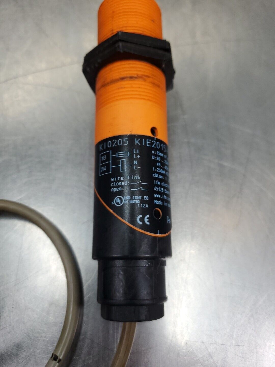 IFM Efector KIE2015-FBOA/NI  Capacitive Sensor.                            5D-24