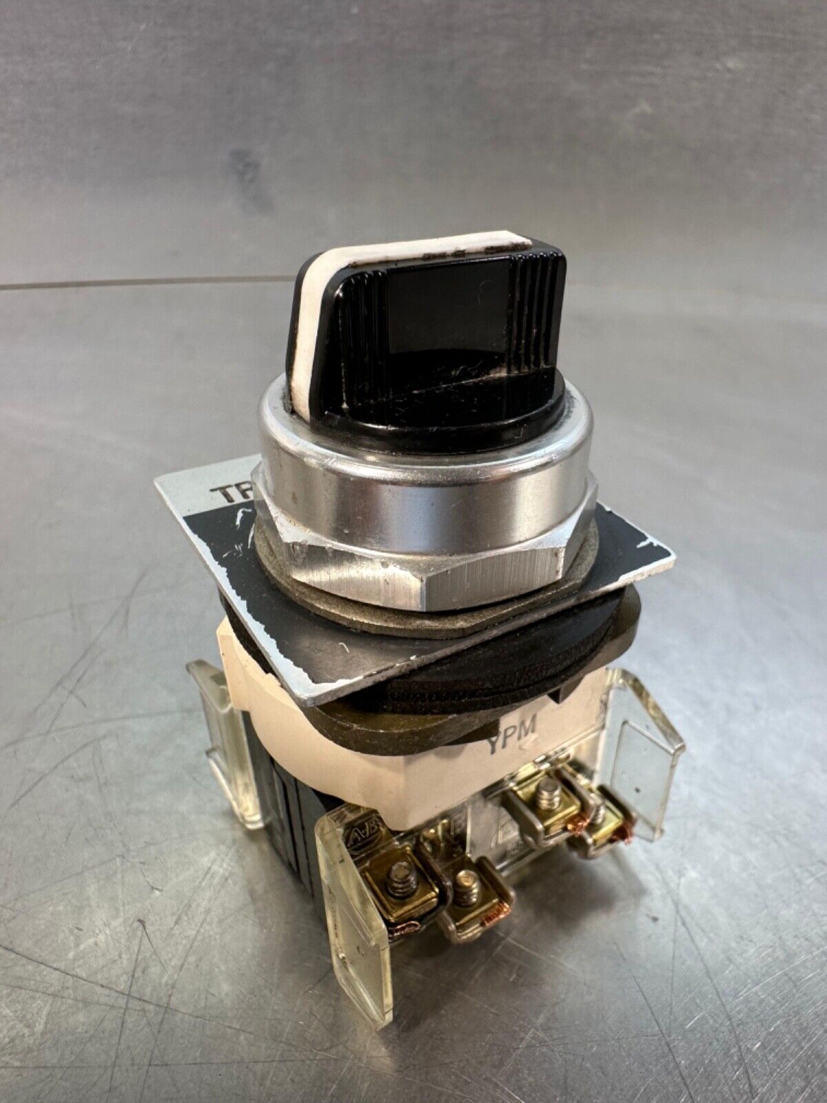 800T-J2 Ser. T Allen Bradley Selector Switch - Nema Type4,13 (4c-40)