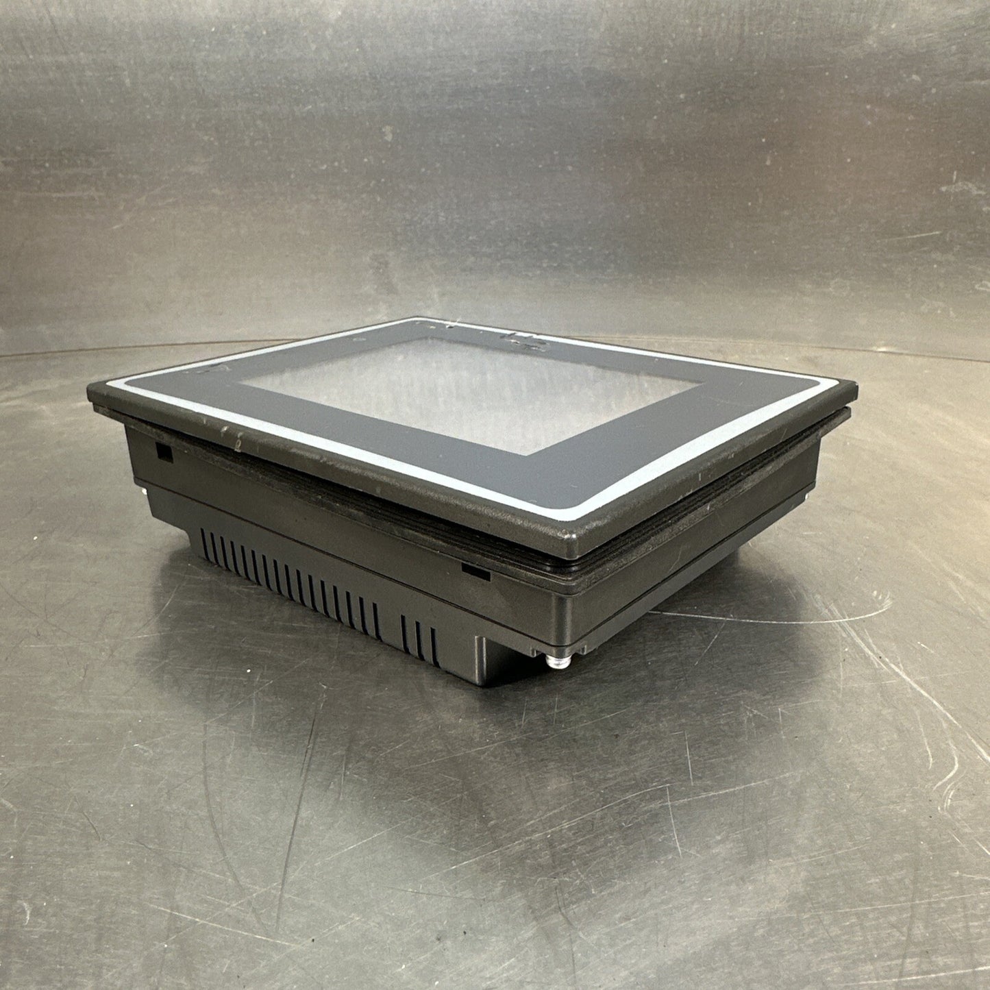 Eaton HMIVU06CUNB1 6'' Color HMI                         (BIN-1.1.1)