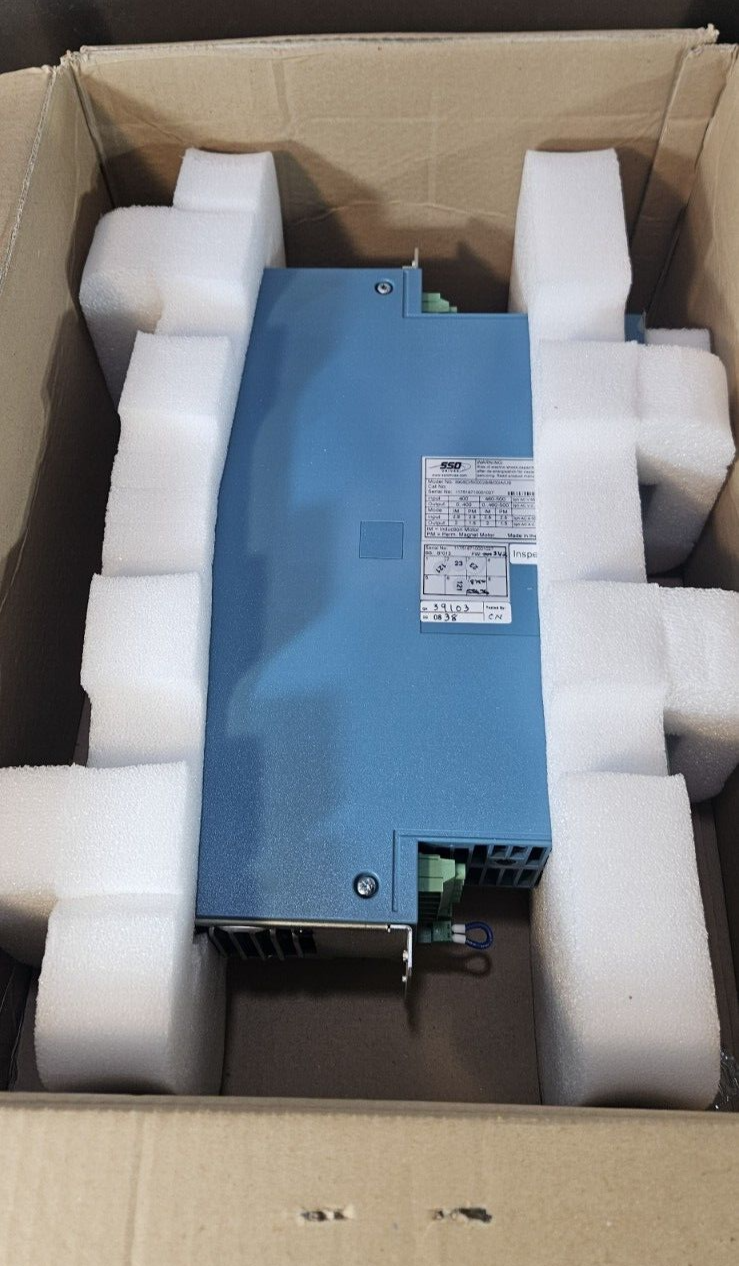 Parker 890SD/5/0002B/B/00/A/US  Variable Frequency Drive                (BIN623)