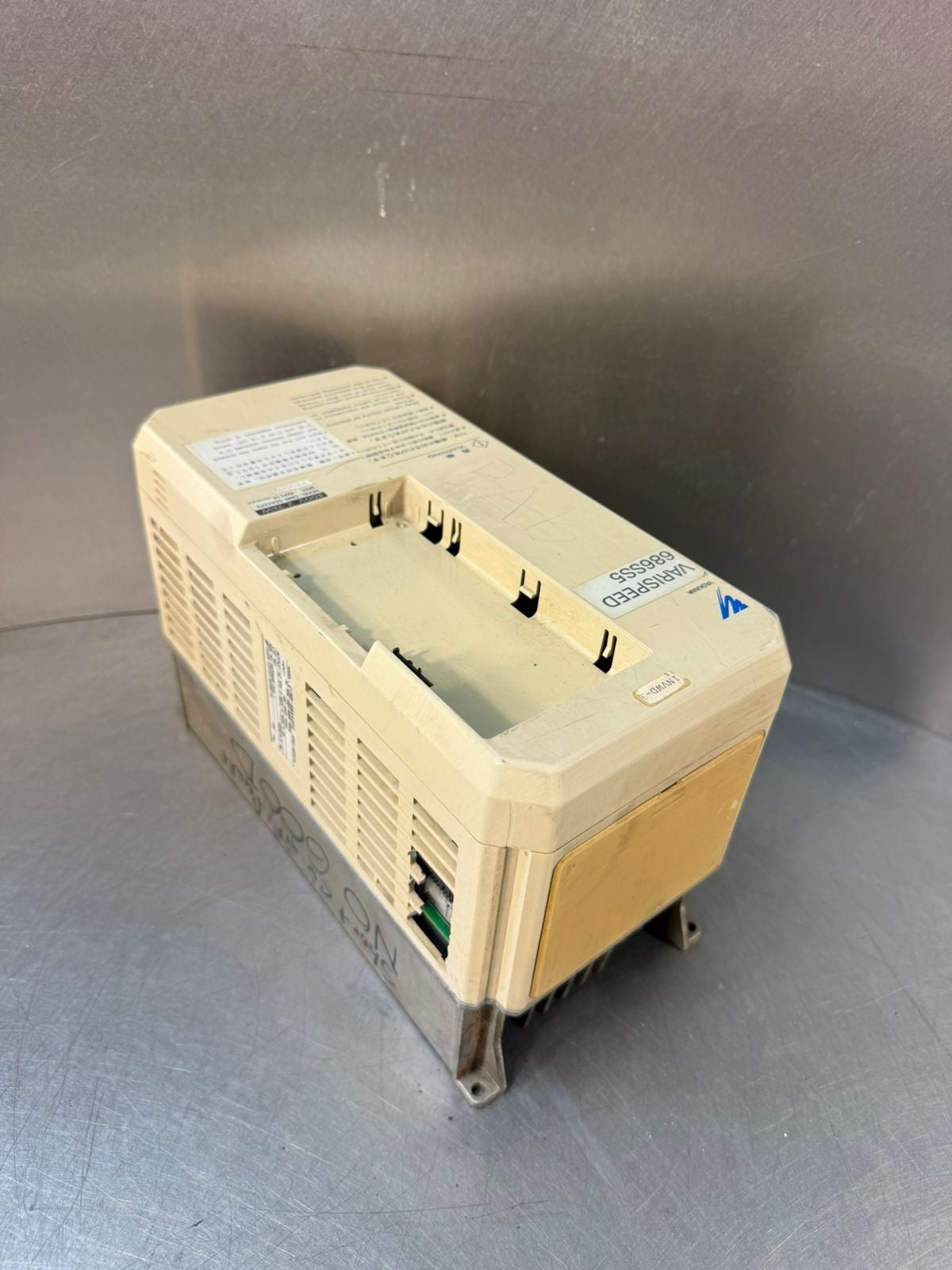 Yaskawa Electric CIMR-SSA42P2 / Spec: 42P21A                             (2.6.2)