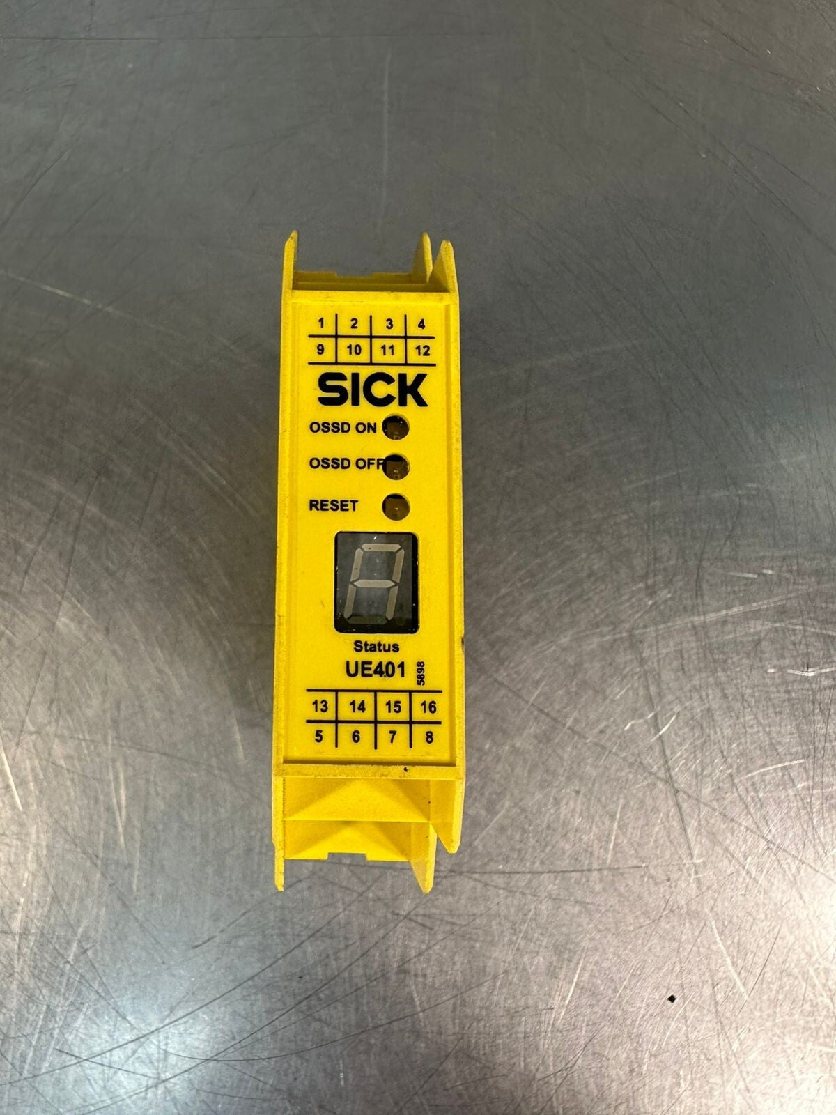 Sick AG De-79183 UE401-A0010 ID: 6027343 (3.1.3)