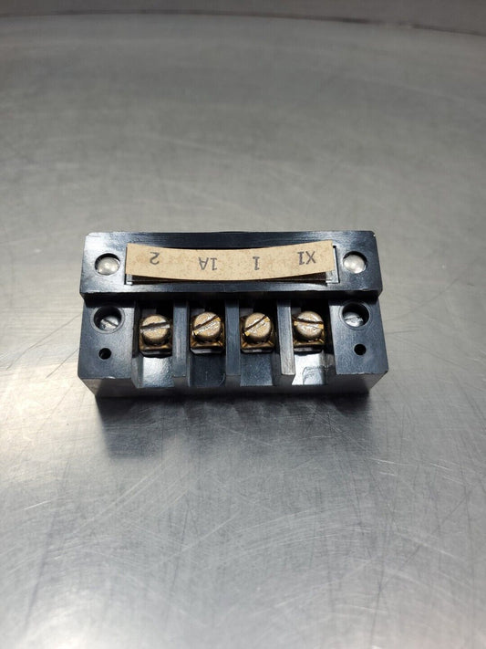 Allen-Bradley 1492-DA8-4 Ser A Terminal Block, 600V.                       4C-28