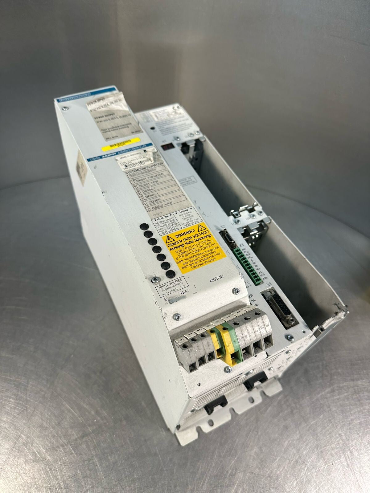 Indramat DKS01.1-W100A-DL08-01-FW DKS DIGITAL SERVO DRIVE           (2.5.3)