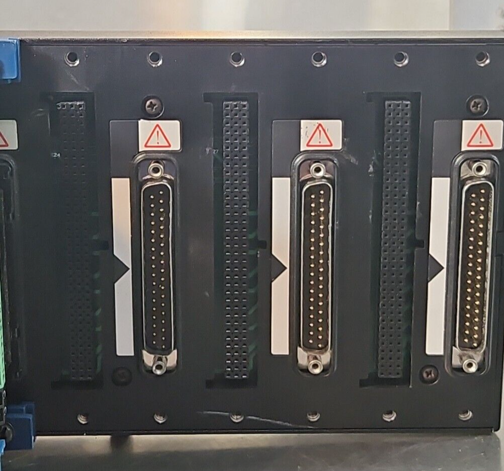 National Instruments cPF-BP-8 /2120/DI-301/CB-1/DO-401/AI-118/AO-210    (BIN325)