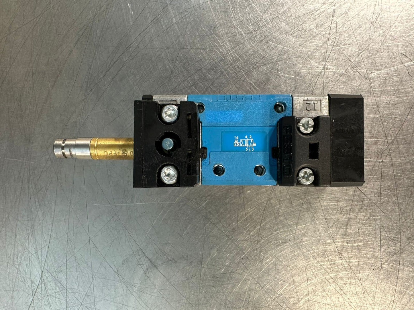 Festo MN1H-5/2-D-1-FR-C Solenoid Valve, 45-145psi, 3-10bar        (1.1.1)