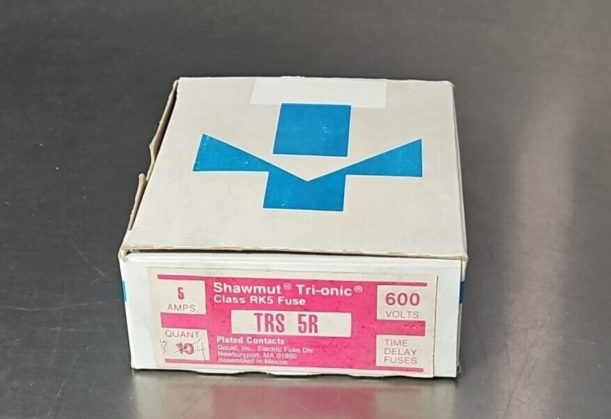 Gould shawmut TRS5R Time delay fuse                                Loc4E18