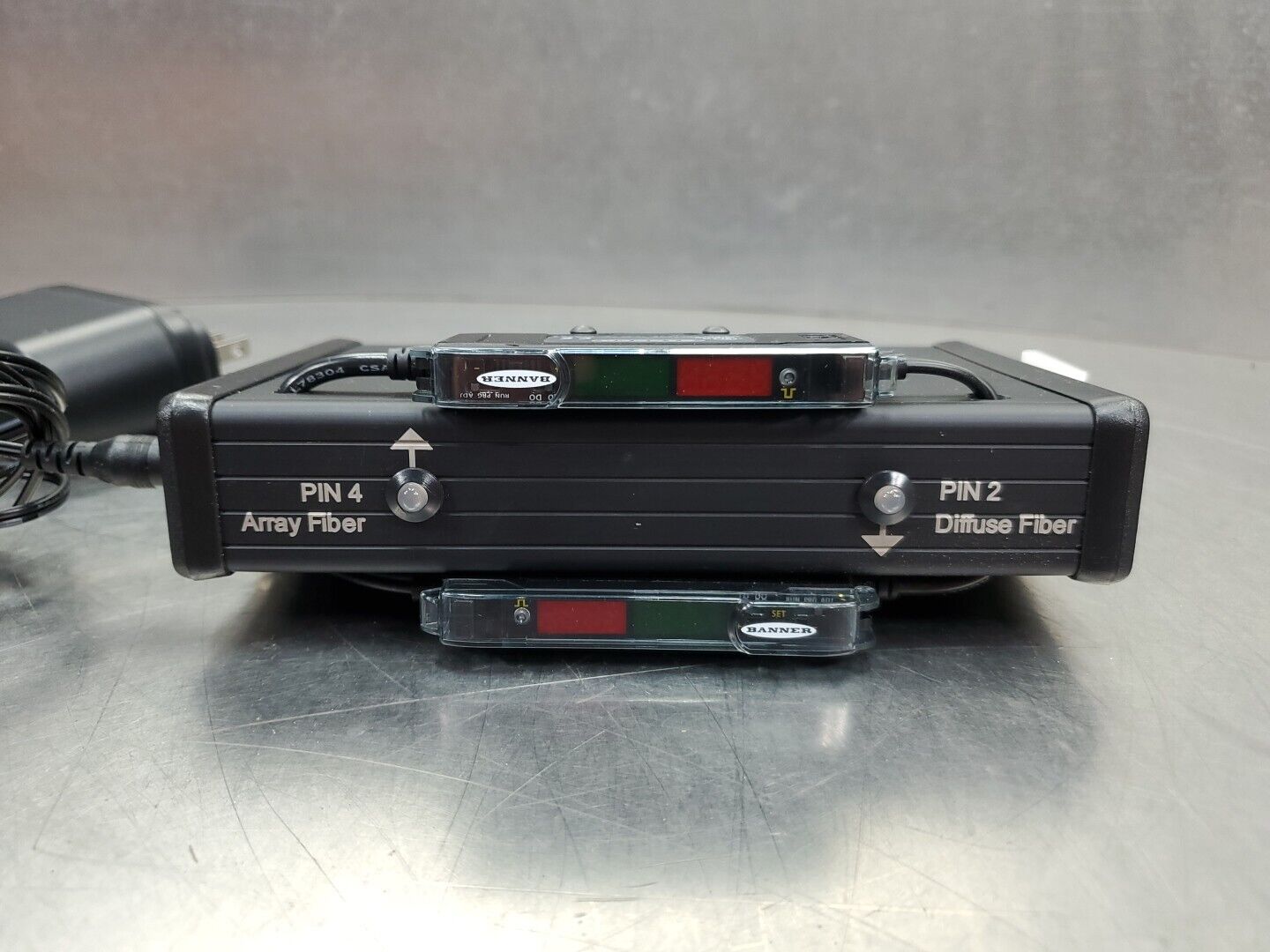 Banner DF Series Long Range Fiber Optic Amplifier.                         5E-21