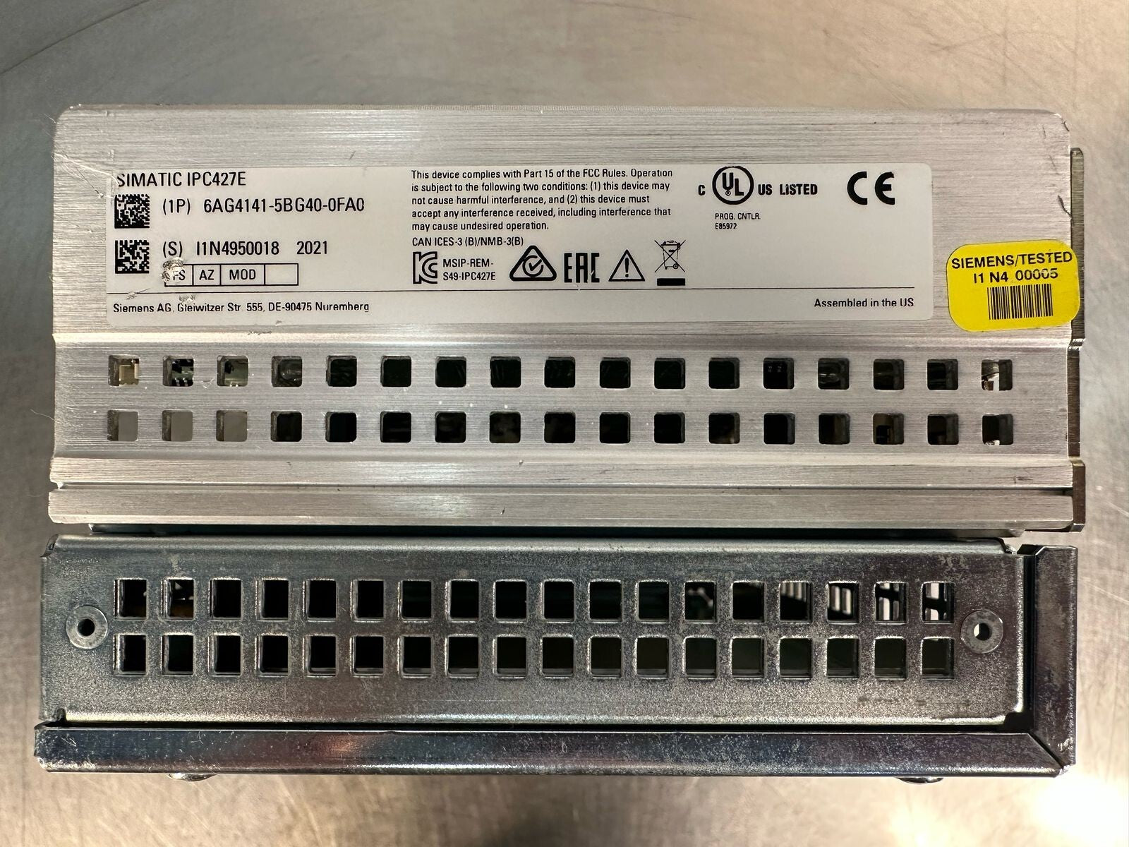 Siemens Simatic Microbox PC 6AG4141-5BG40-0FA0      (6.4.1)