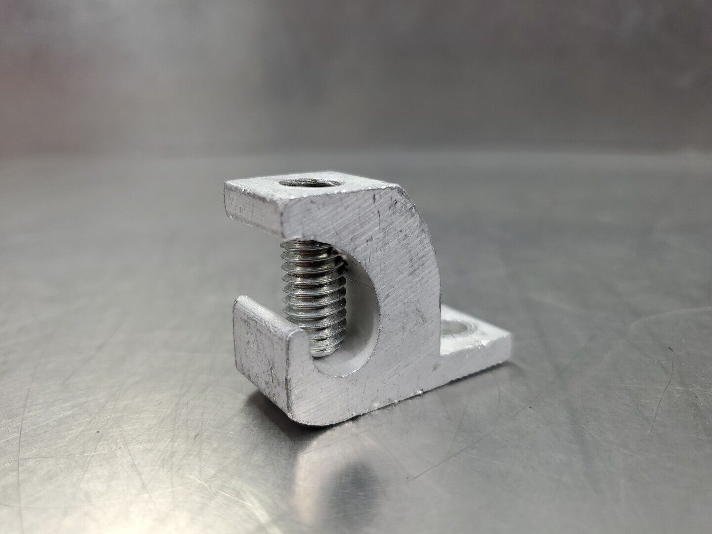 Copper LI-125 2/0-14 CU AL Mechanical Lug.                                  4E-1