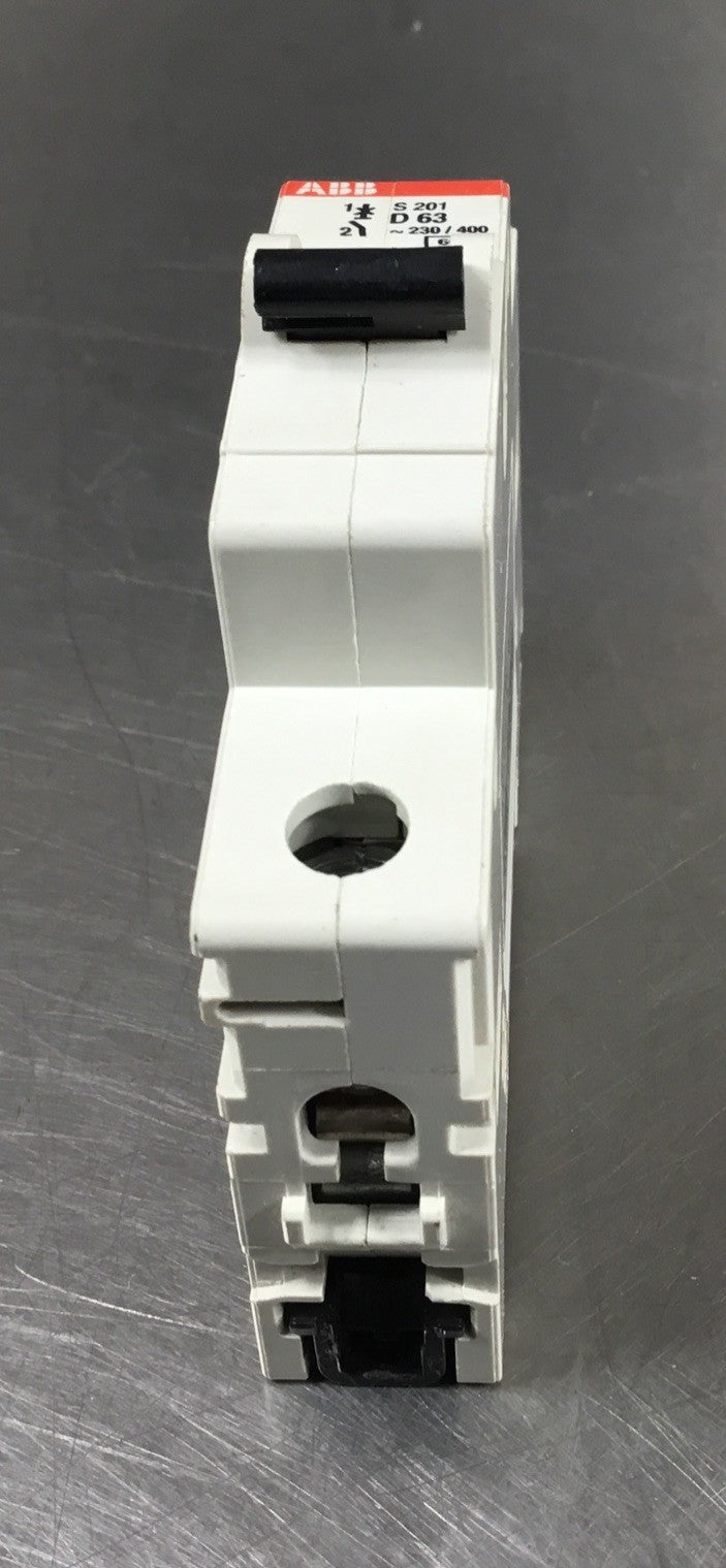 47761918