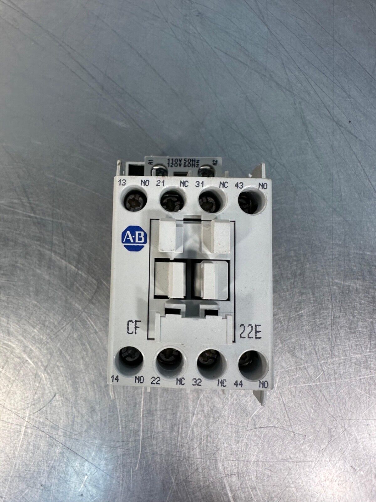 Allen-Bradley 700-CF220* Ser.A Control Relay  (4B-31)
