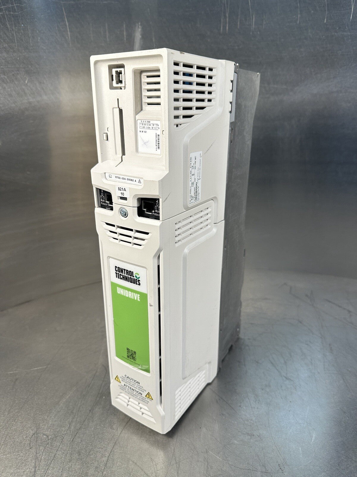 UNIDRIVE  Control Techniques M702-034-00062-A - (BIN-1.4.1)