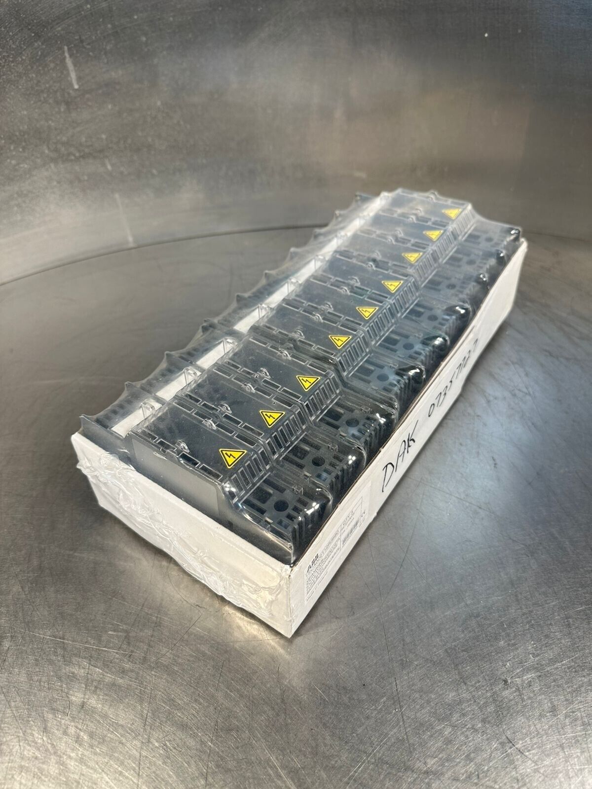 ABB OFAX00S3L Fuse Base Holder 3Pole New  (4A-28)