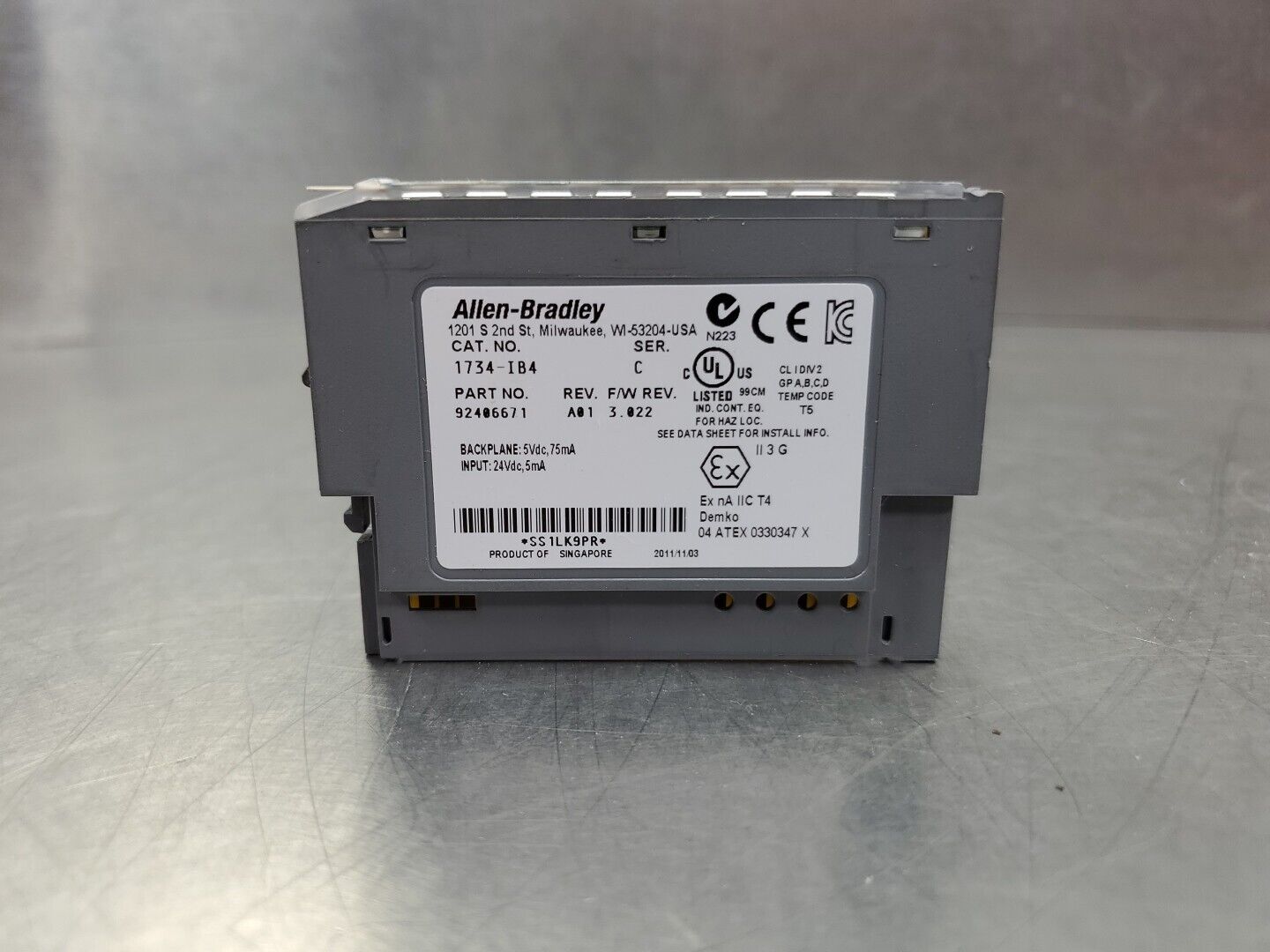 ALLEN BRADLEY 1734-IB4 Ser. C 24VDC SINK INPUT.                            3E-29