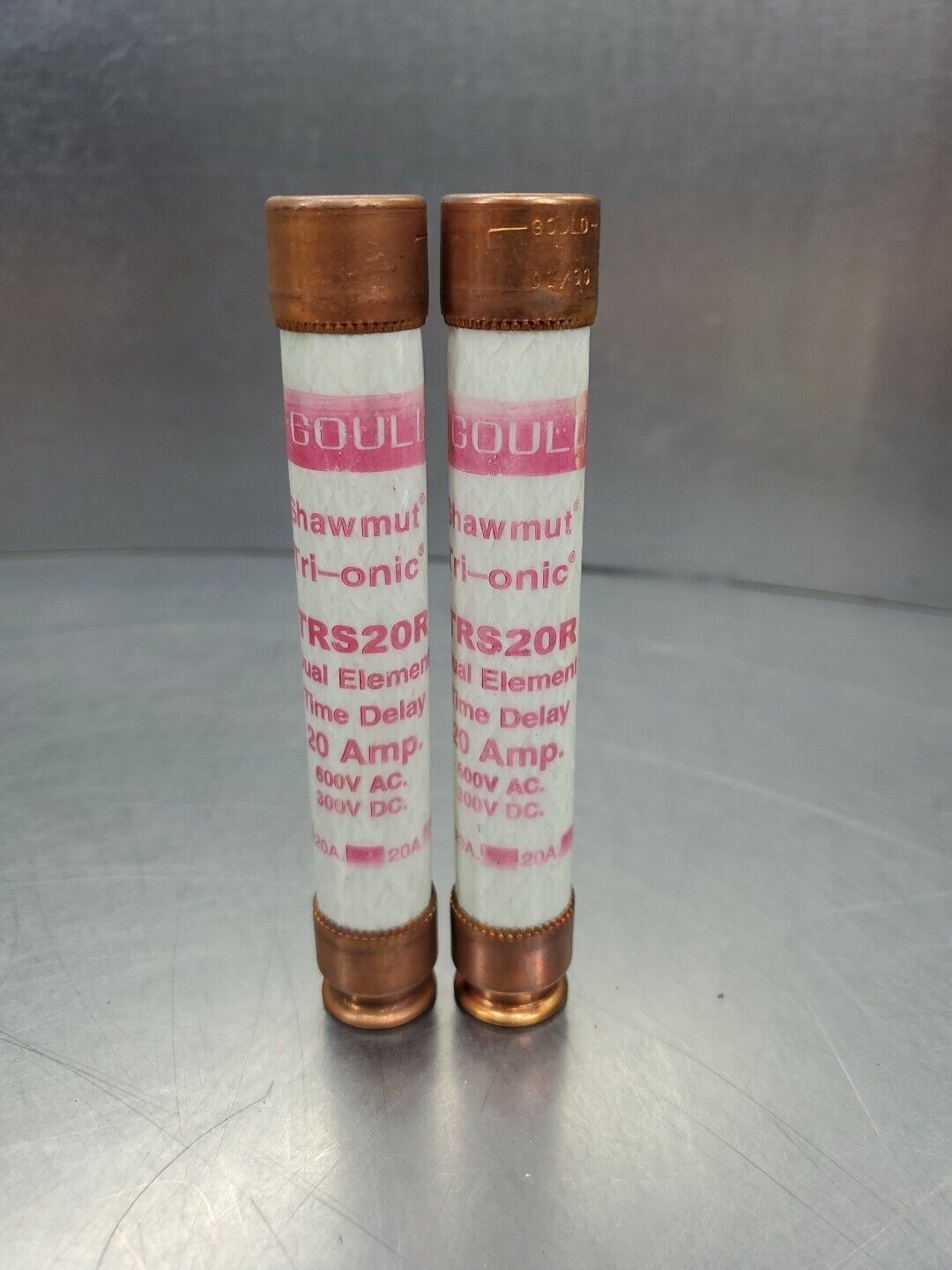 Gould Shawmut Tri-Onic TRS20R 20A Fuses, 600VAC/300VDC.                    4D-37