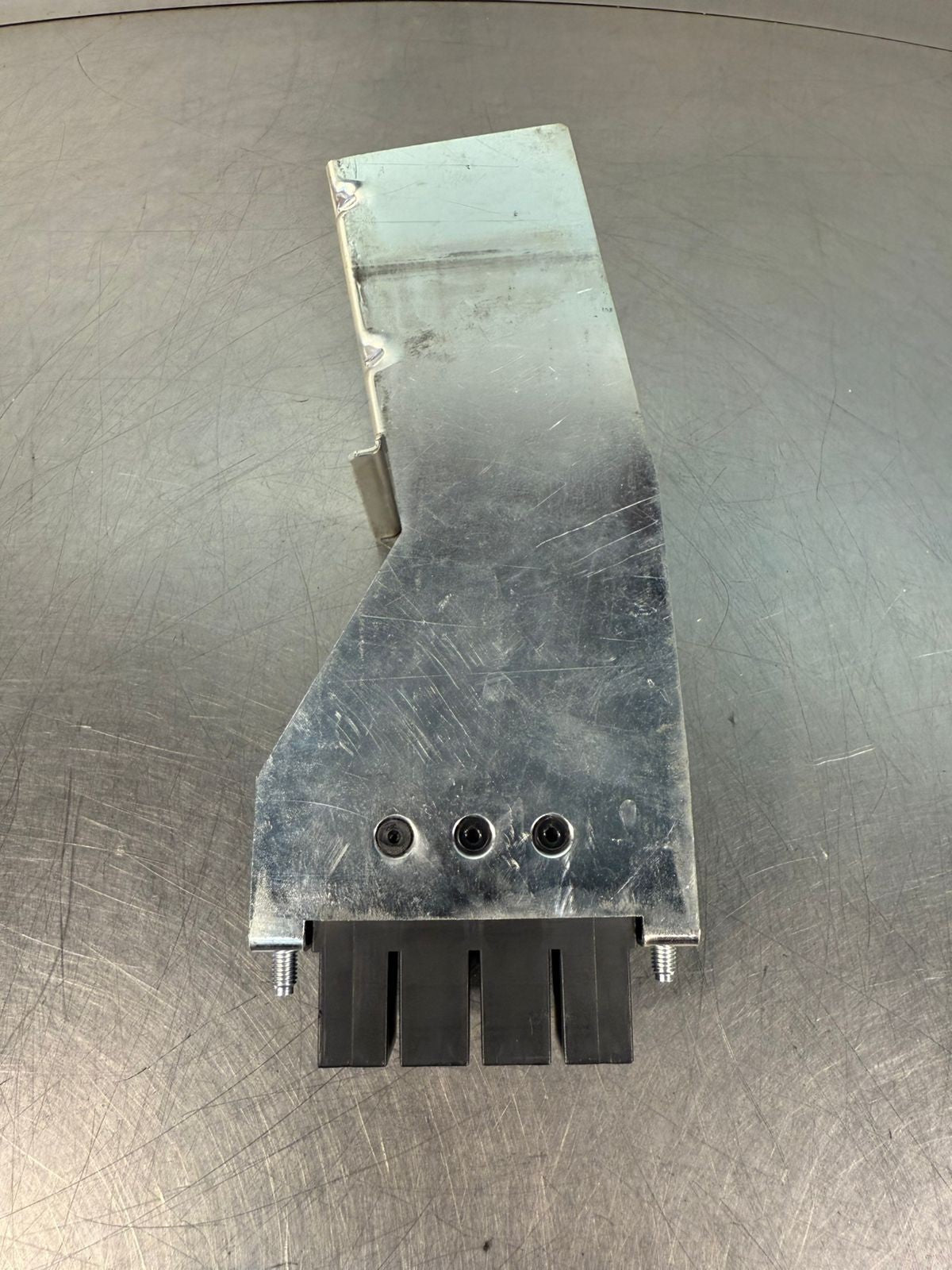 Gmc PN-224751 Ver 03 Instruments Mounting Bracket                  (2.3.5)