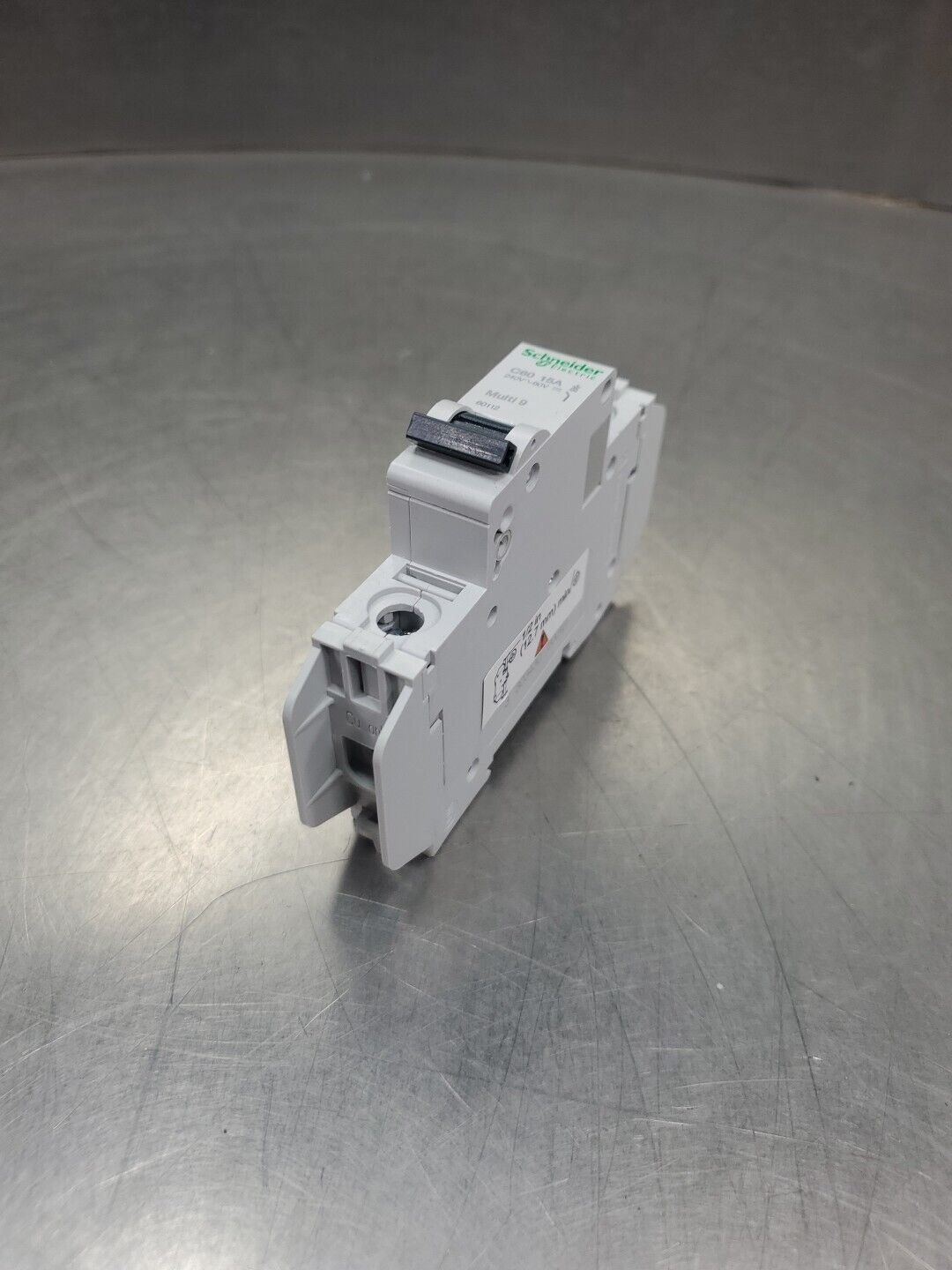 SCHNEIDER ELECTRIC 60112 (C60 15A) Multi 9 CIRCUIT BREAKER.              4A-33/1