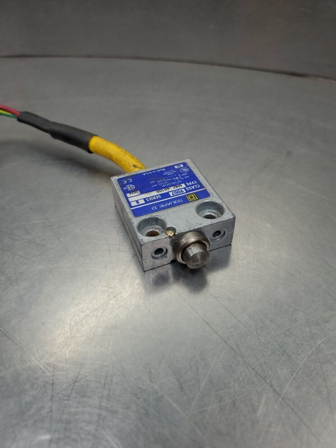 SQUARE D MS01S0100 MICRO LIMIT SWITCH, CLASS 9007 SER B.                  5E-7/2