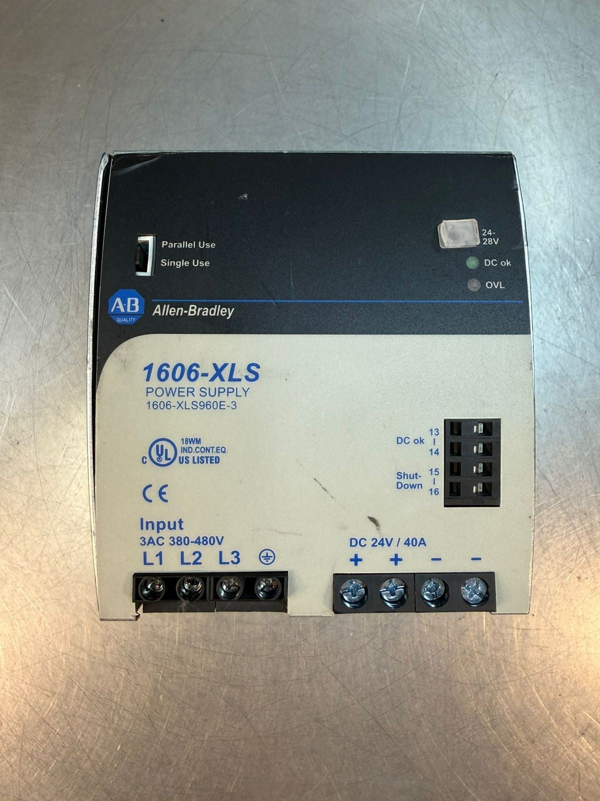 Allen Bradley 1606-Xls960E-3  /A    Power Supply                   (5.2.3)