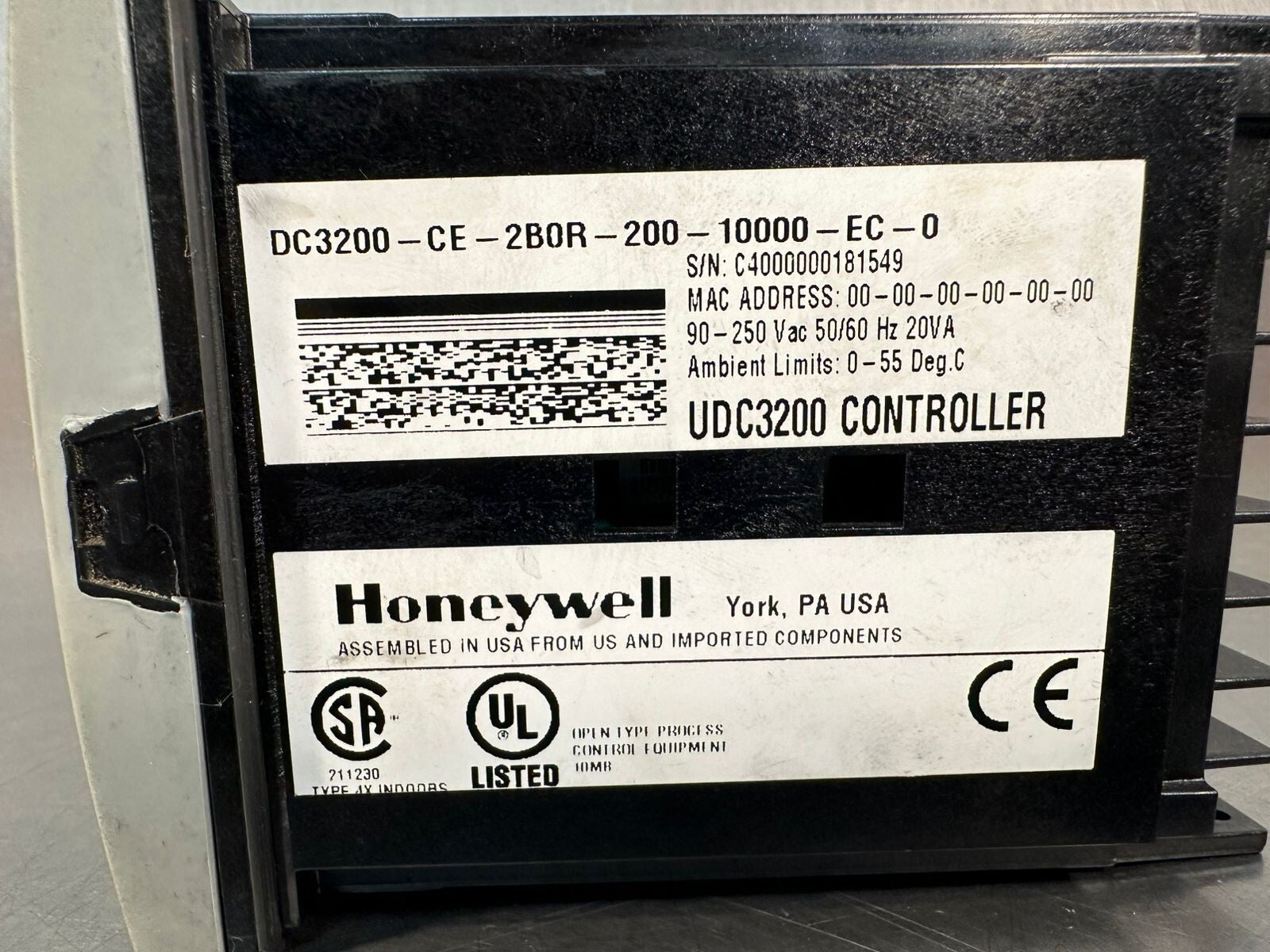 Honeywell Udc3200 DC3200-CE-2B0R-200-10000-EC-0 90-250Vac 50/60Hz (3.1.3)