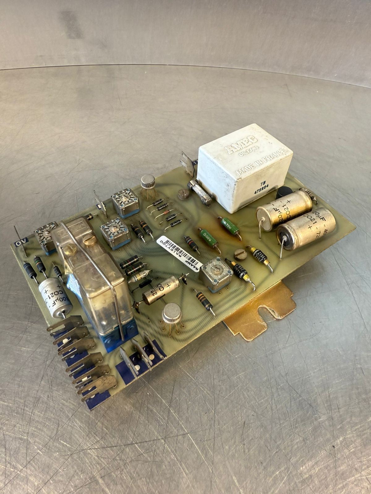 Board RAAMP RA1EY7QQ                                               (8.6.3)