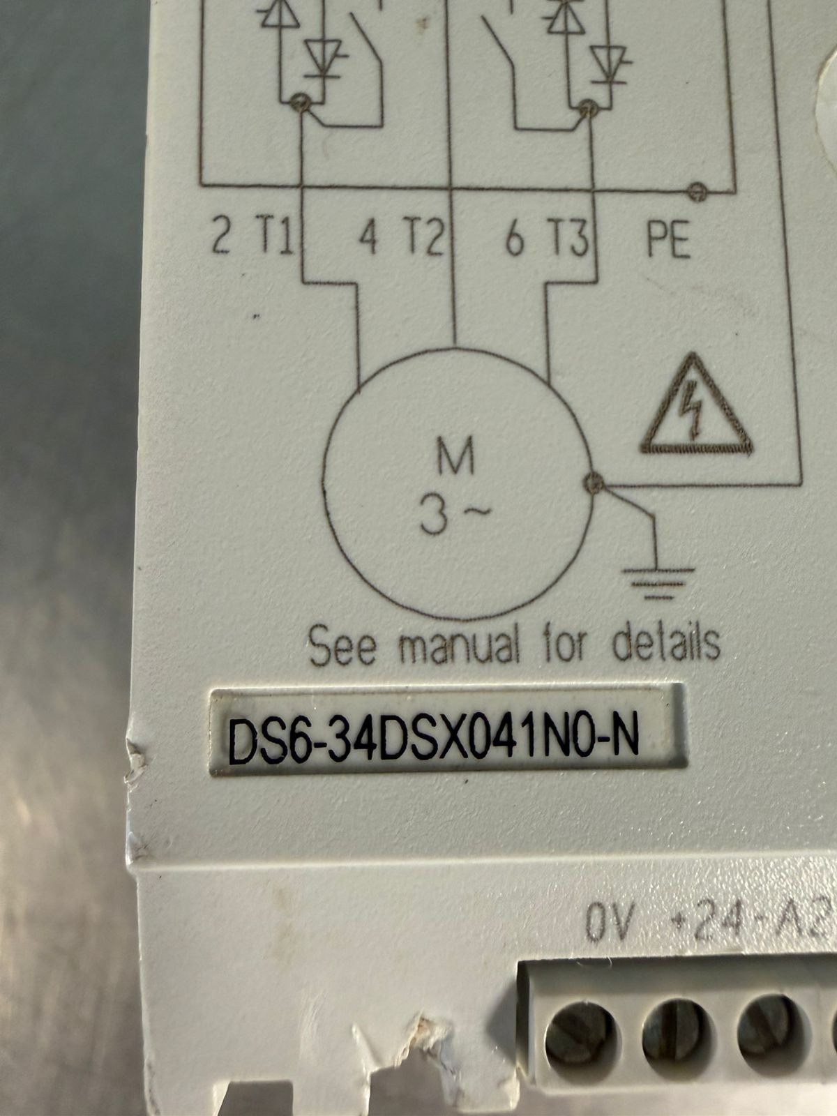 Eaton DS6-34DSX041N0-N Soft Starter Aux. Cont. 3A - 240Vac         (5.4.2)