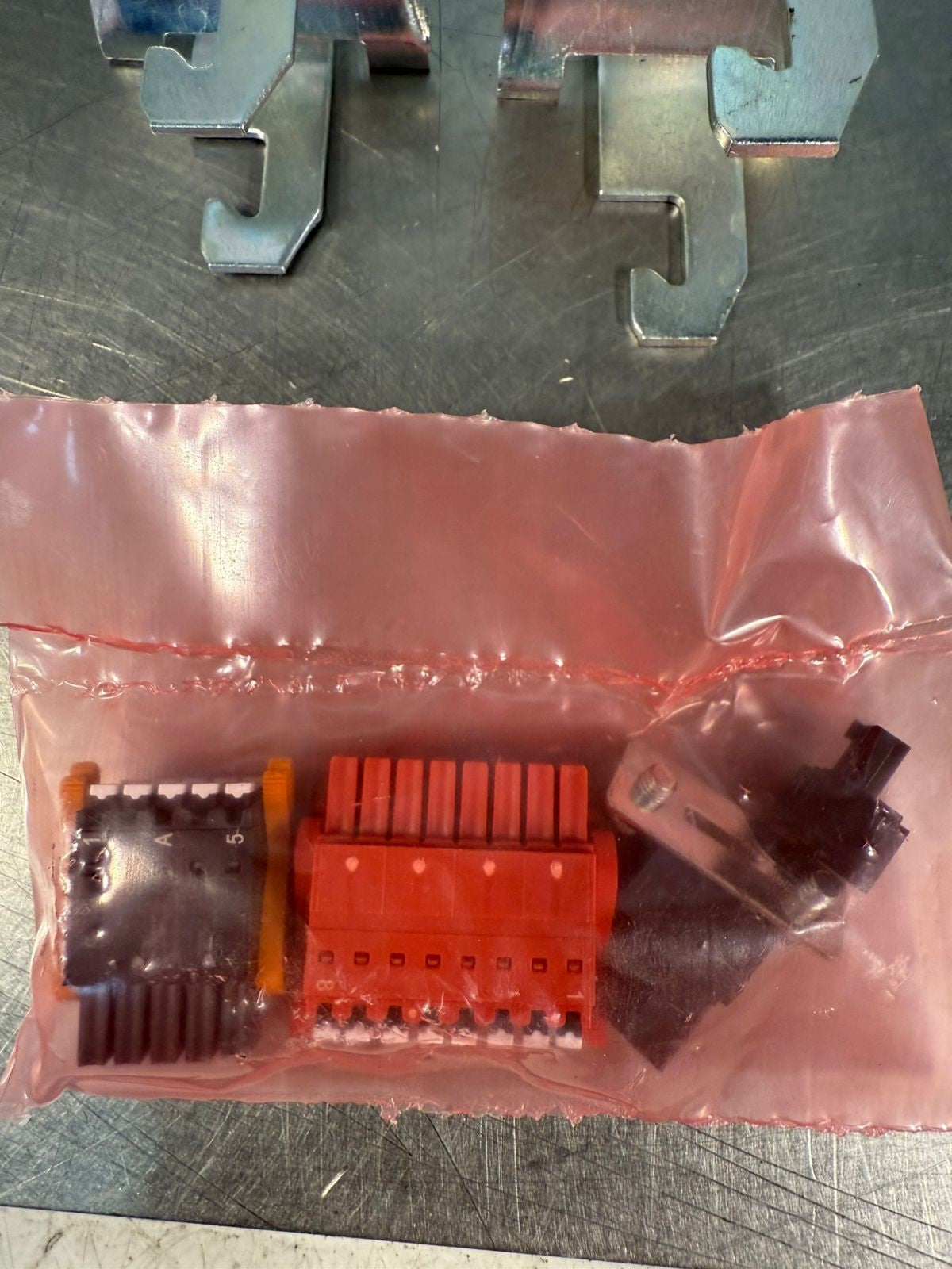 Connector 454609  Kit  1715, K5700 SSM, HPI (2.3.5)