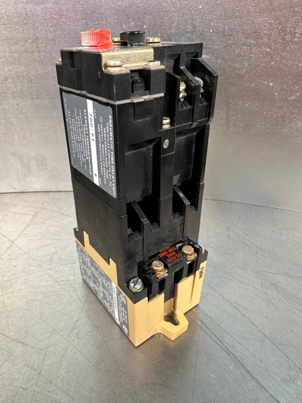 Allen-Bradley 700-P000A1/B AC Power Relay.                     (4-D8)